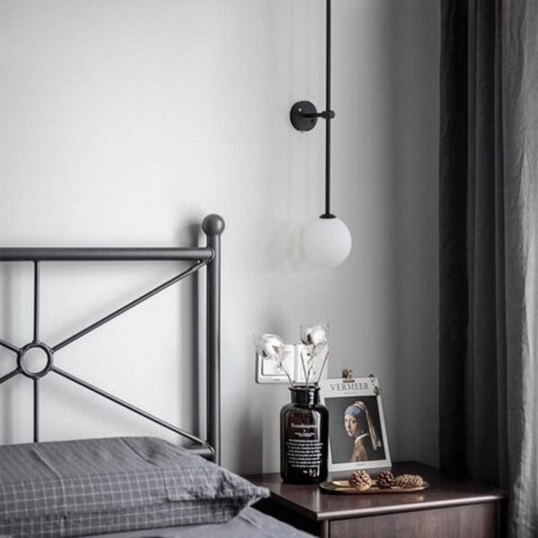 Mobile Wall Lamp